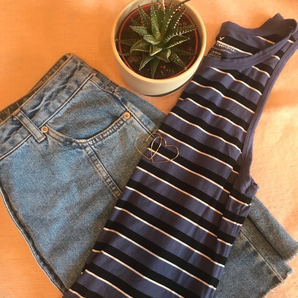 Blue striped crop top